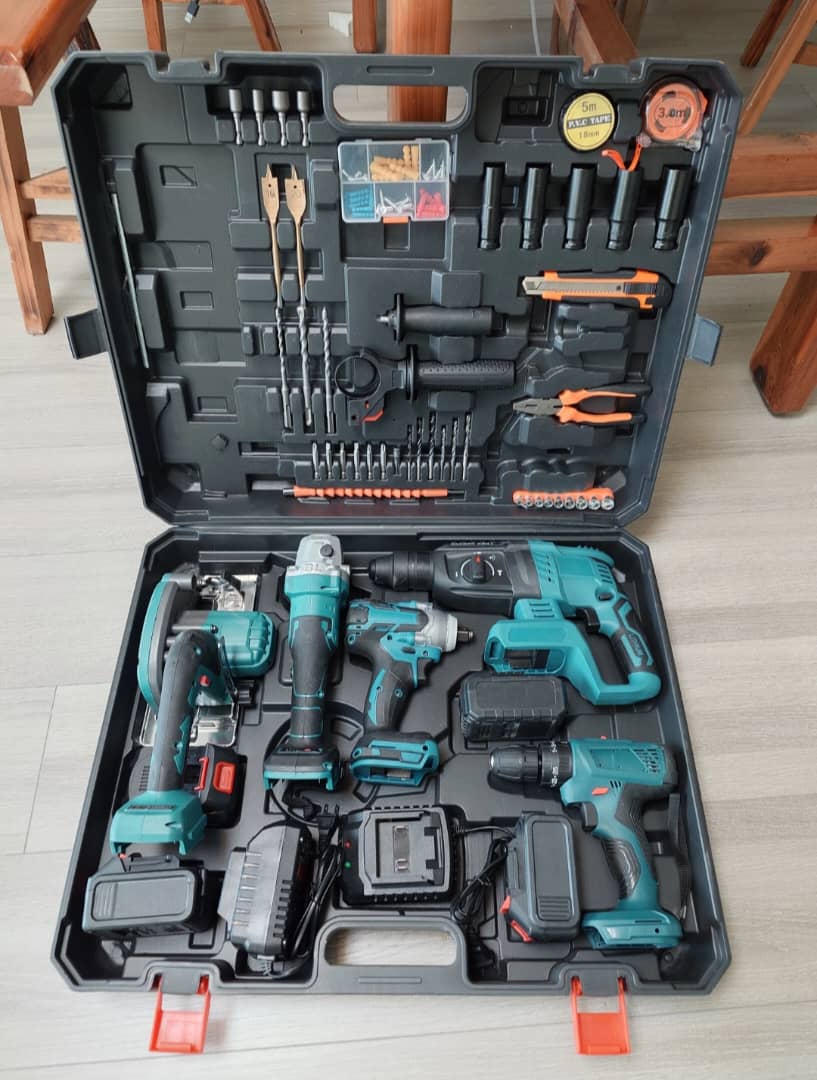 Coffret d’outils électroportatifs 21V – Kit complet sans fil